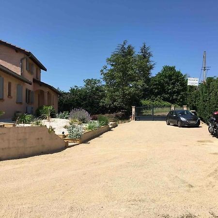 Appartement 55M2 En Beaujolais & Enedis A 15 Min Saint-Germain-Nuelles Exterior foto